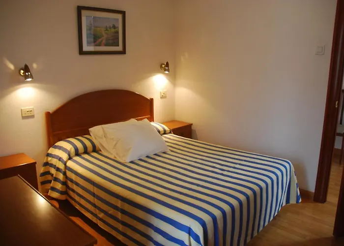 Hotel Caravia فندق كارافيا