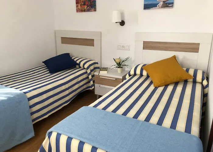 Hotel Caravia فندق كارافيا